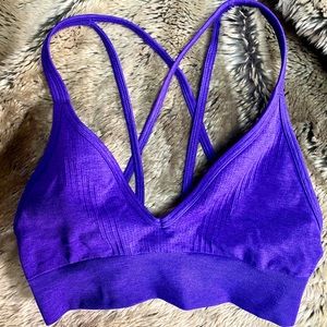 Lululemon deep v bra bright purple size 6